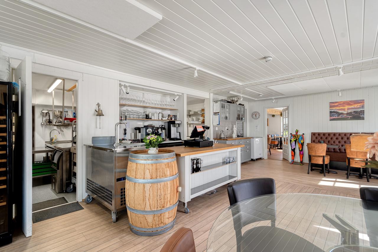 2302102530732 Galleribilde