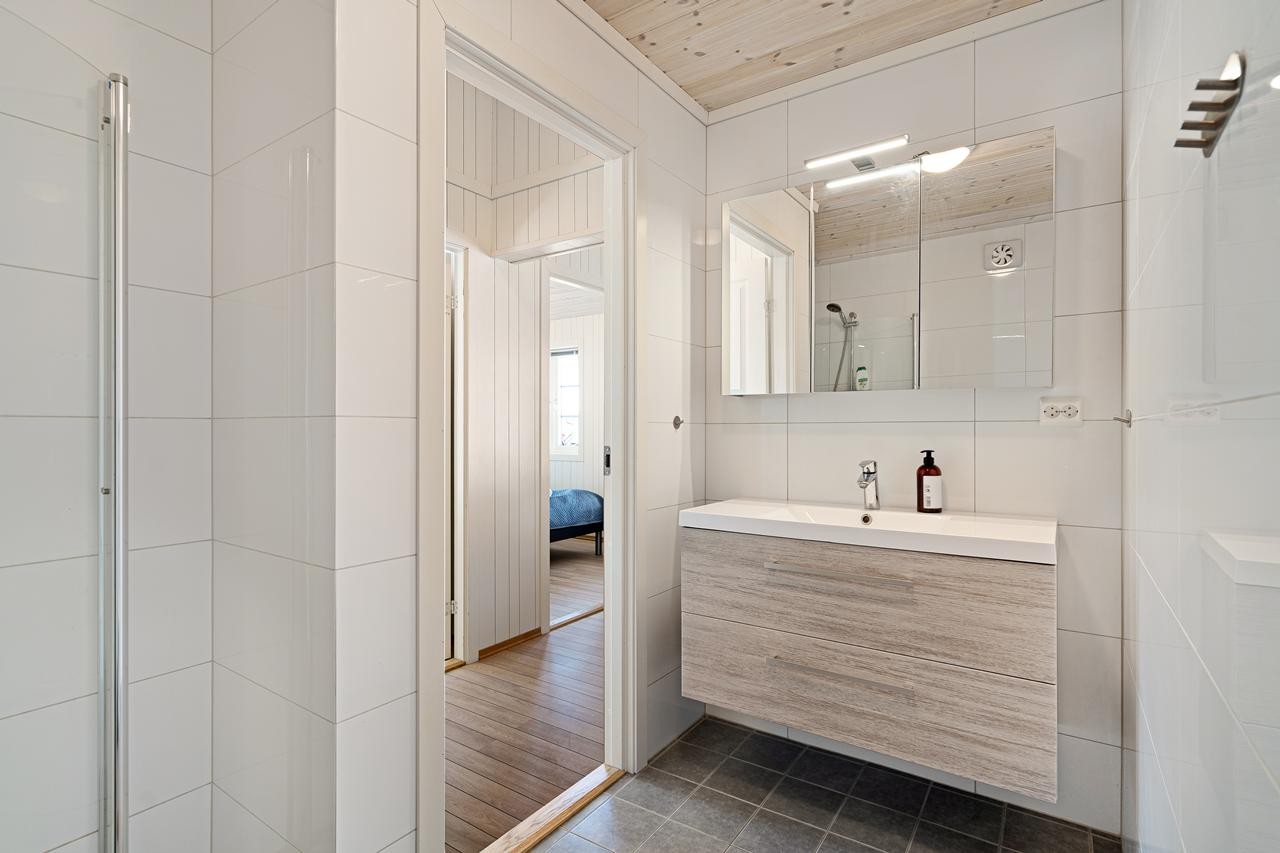 2302102530780 Galleribilde