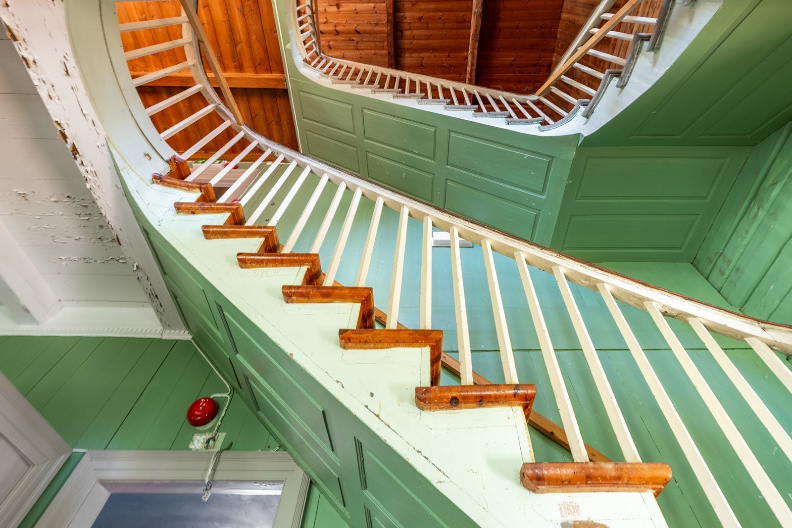 Hovedgården - Trappegang. Galleribilde