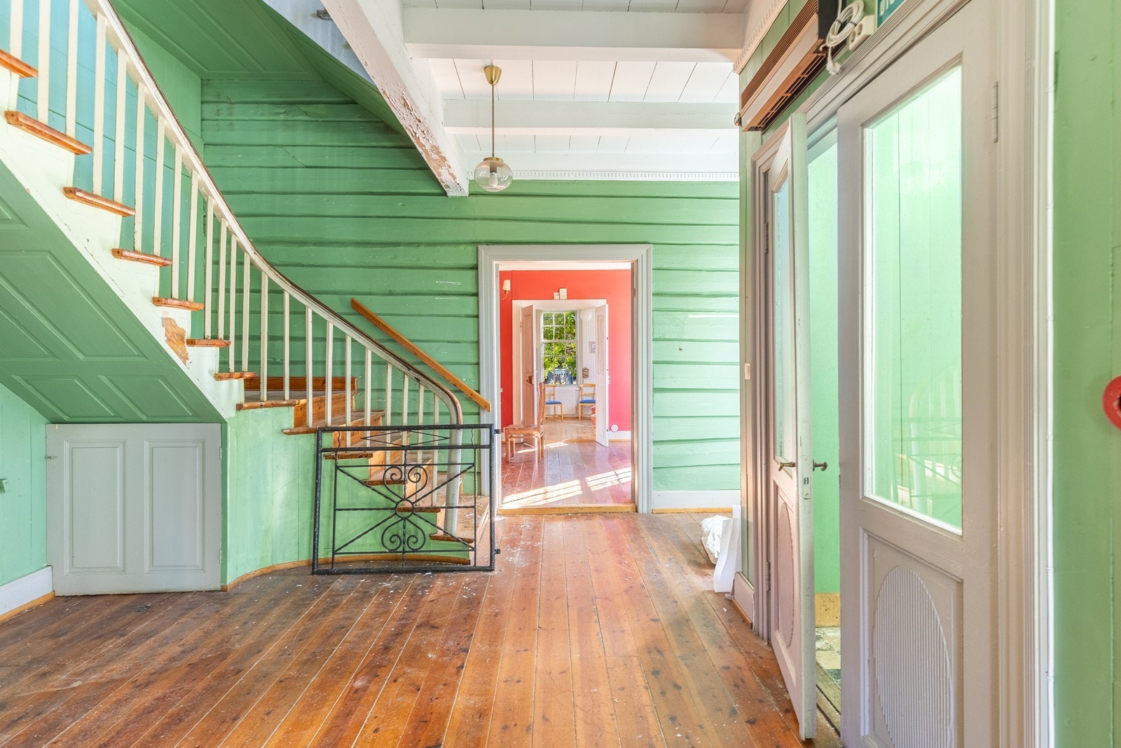 Hovedgården. Galleribilde