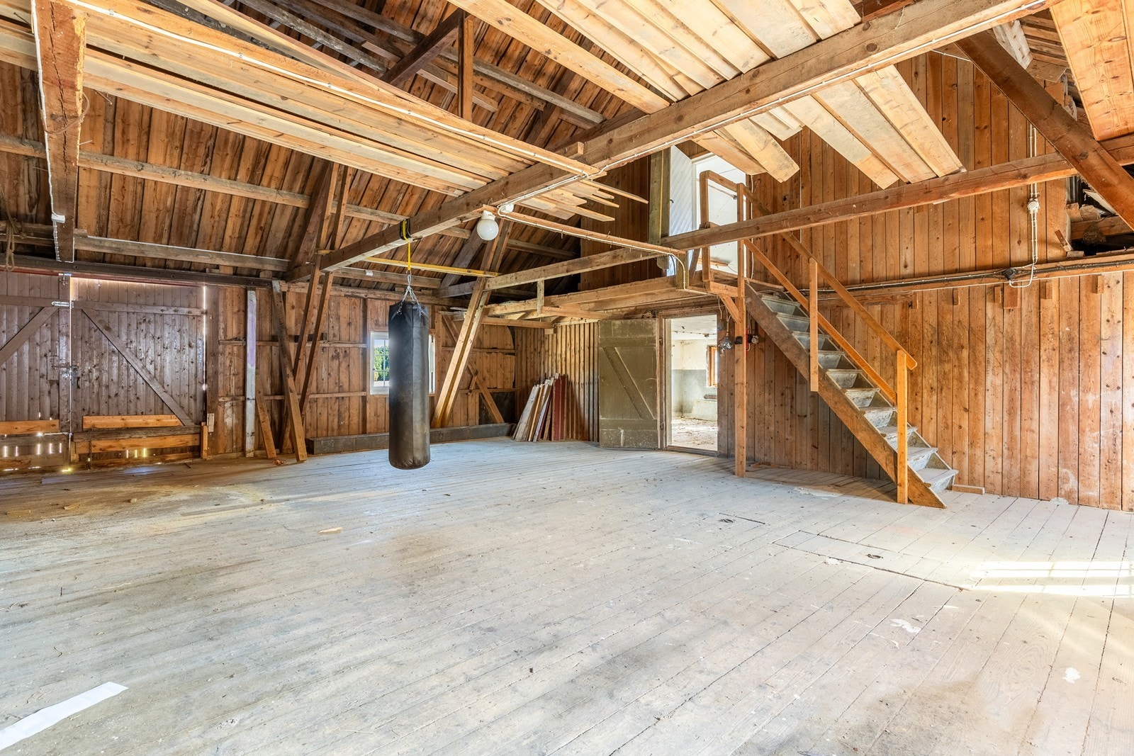 Hovedgården. Galleribilde