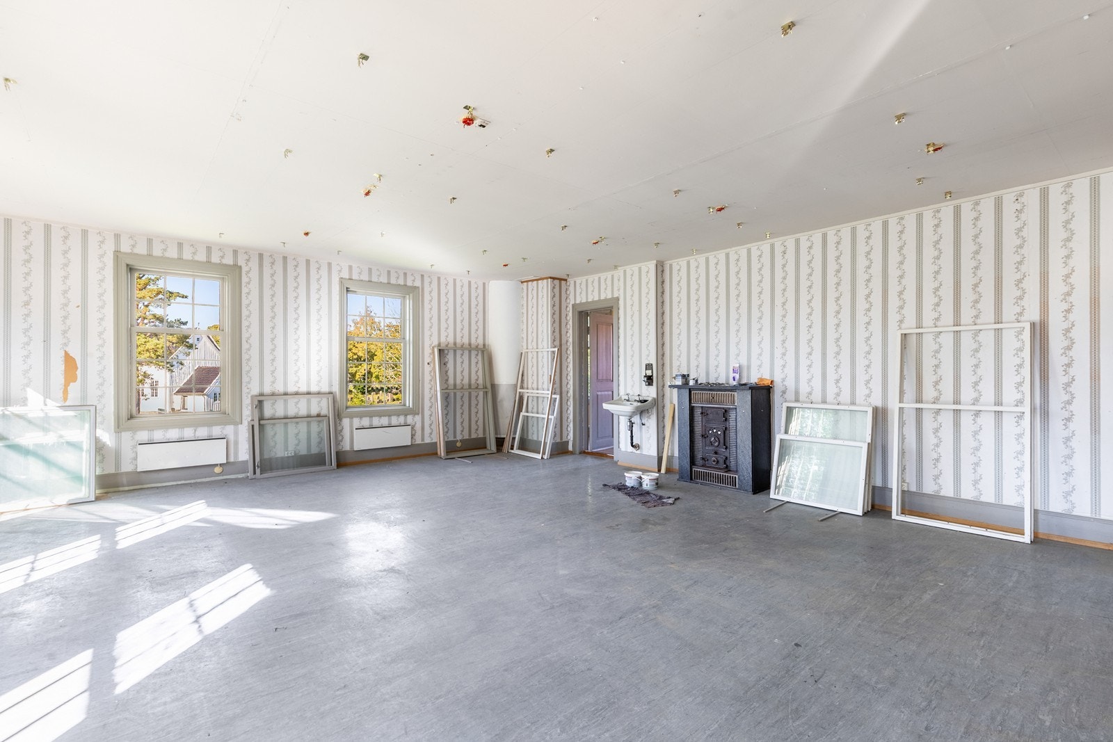 Hovedgården. Galleribilde