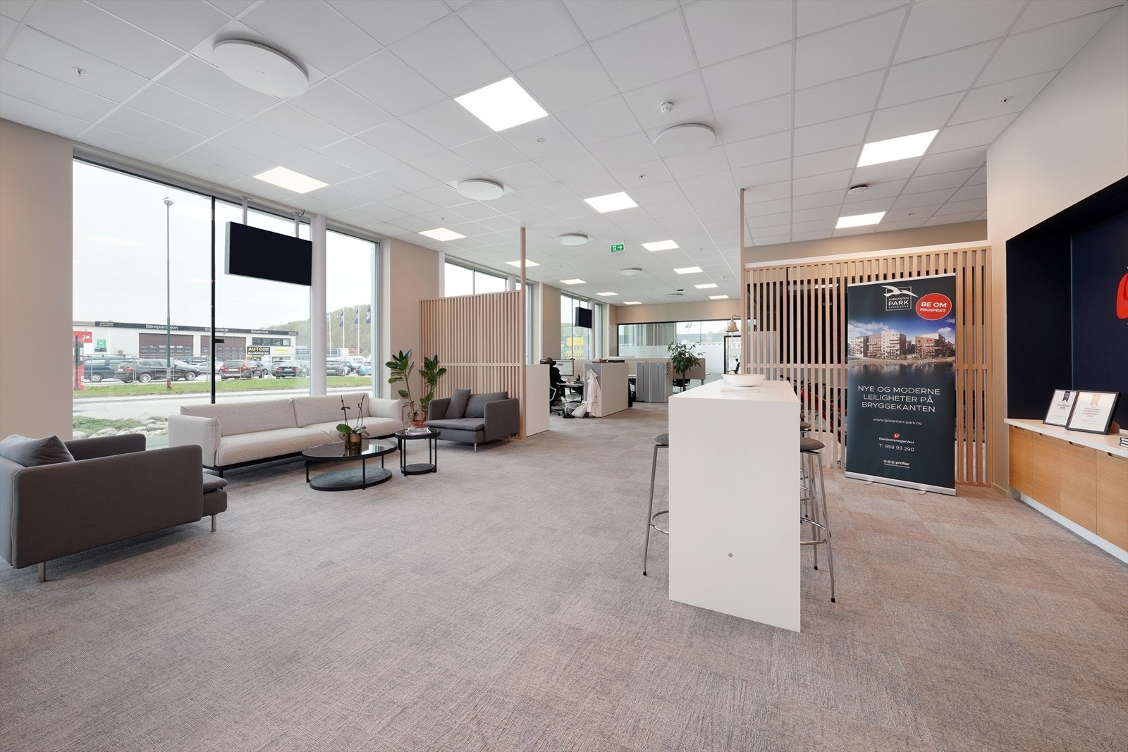 Showroom/kontor 1.etg Galleribilde