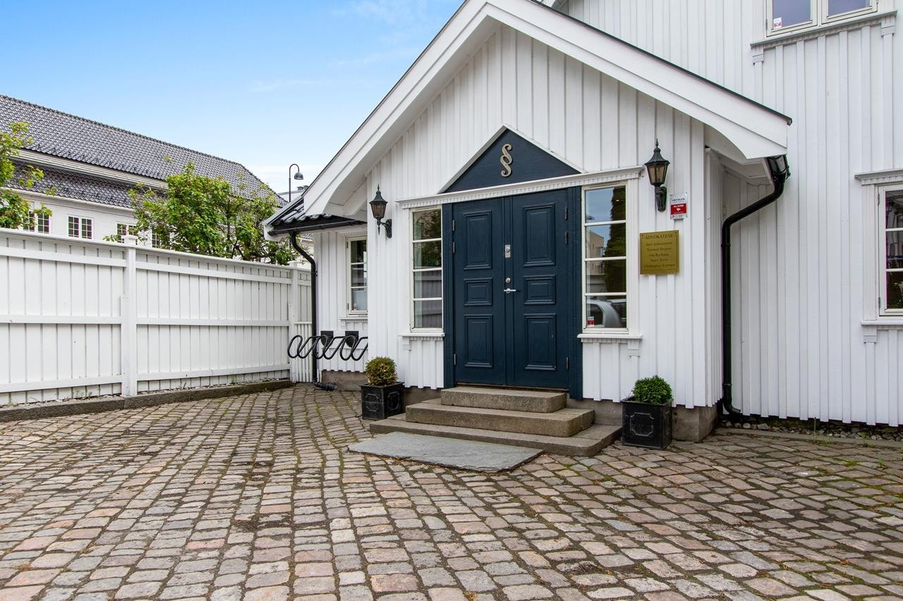 Inngangsparti Galleribilde