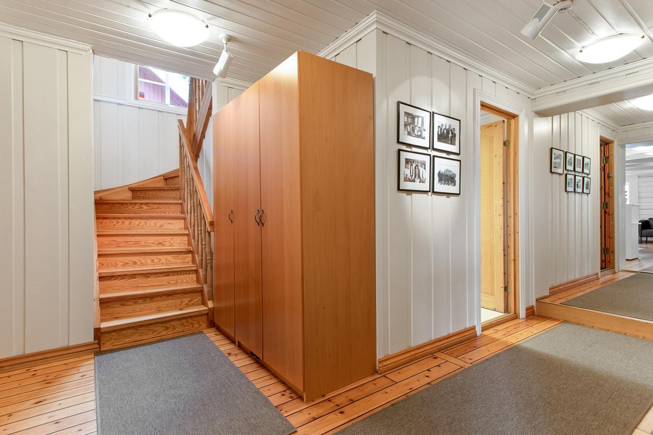 Trapperom opp til 2.etasje Galleribilde