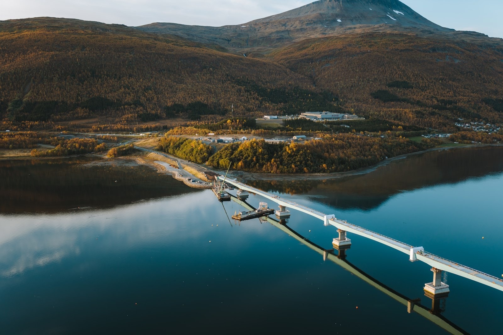 Ny E8 forbindelse, like ved Minken Galleribilde