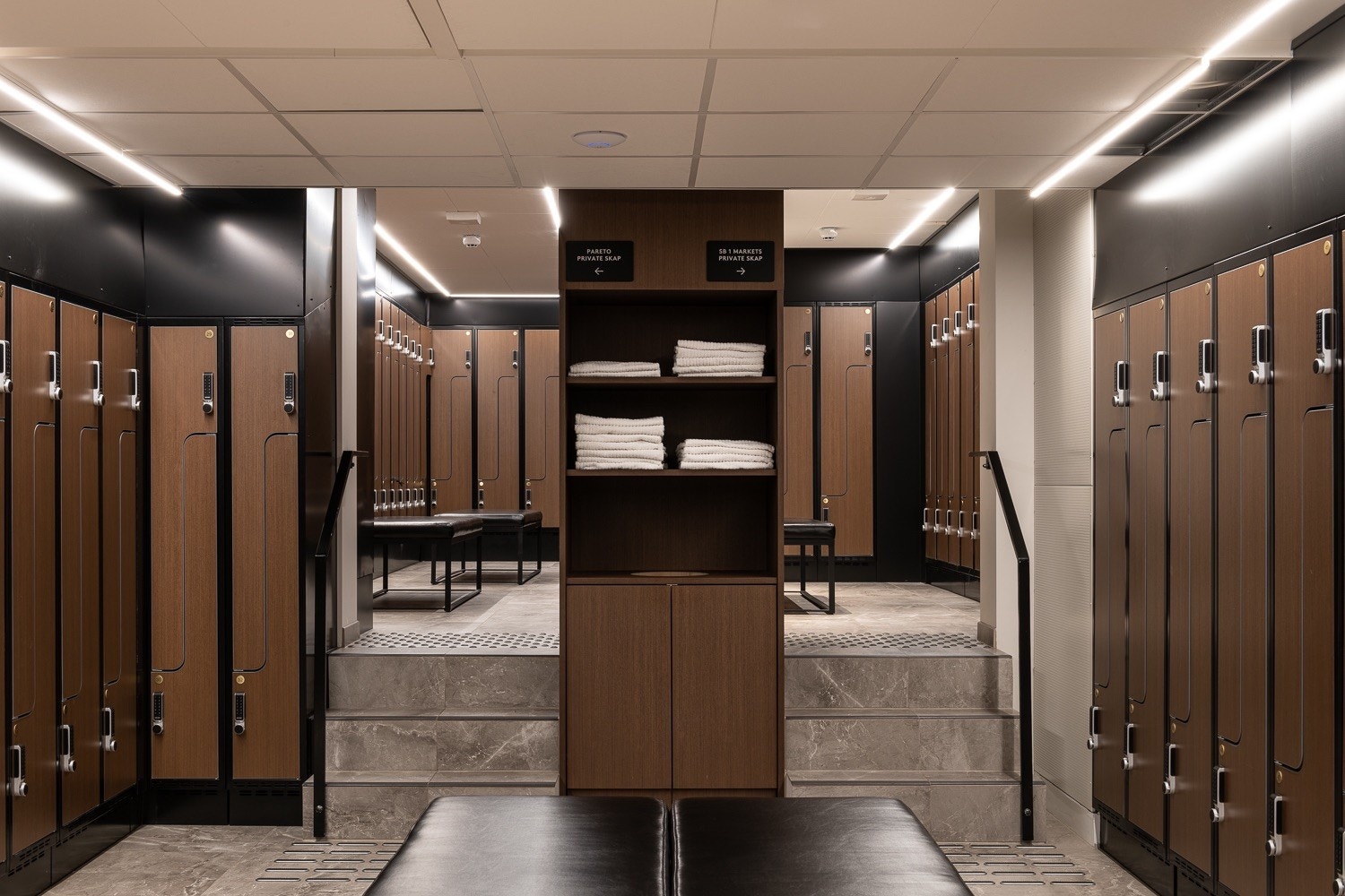 Illustrasjon garderobe Galleribilde