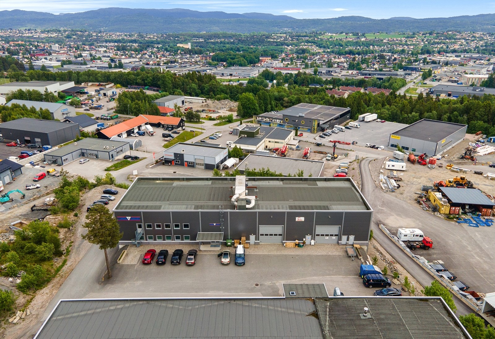 2293512583690.jpg Galleribilde