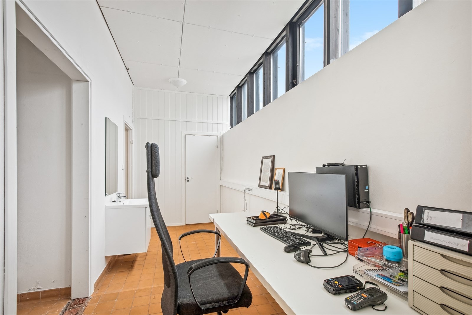 Kontor. Galleribilde