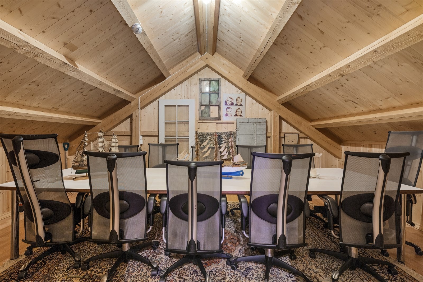 Møterom i vognskjul Galleribilde