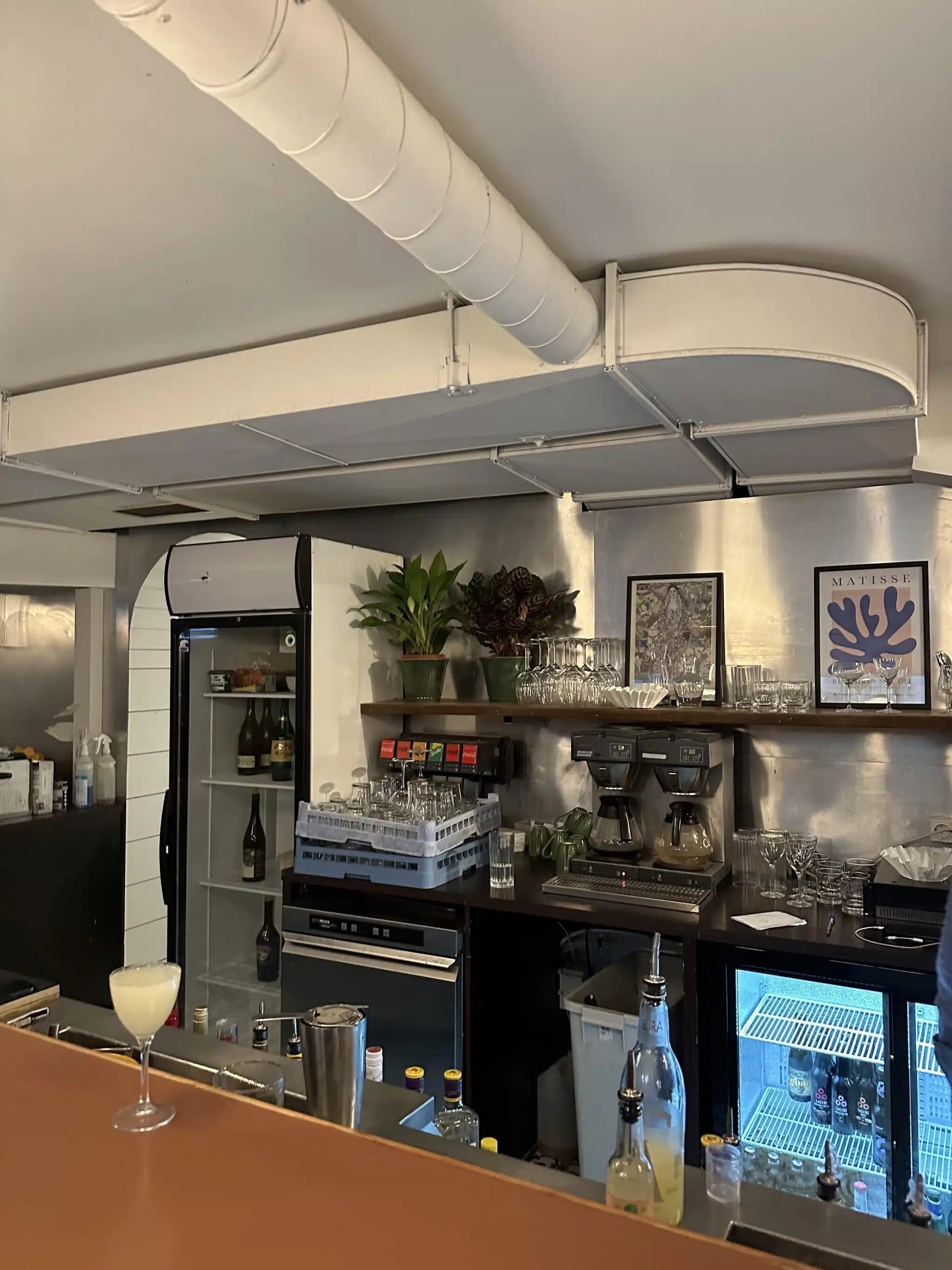 Lokale i god teknisk stand, med masse toaletter og stort kjøkken Galleribilde