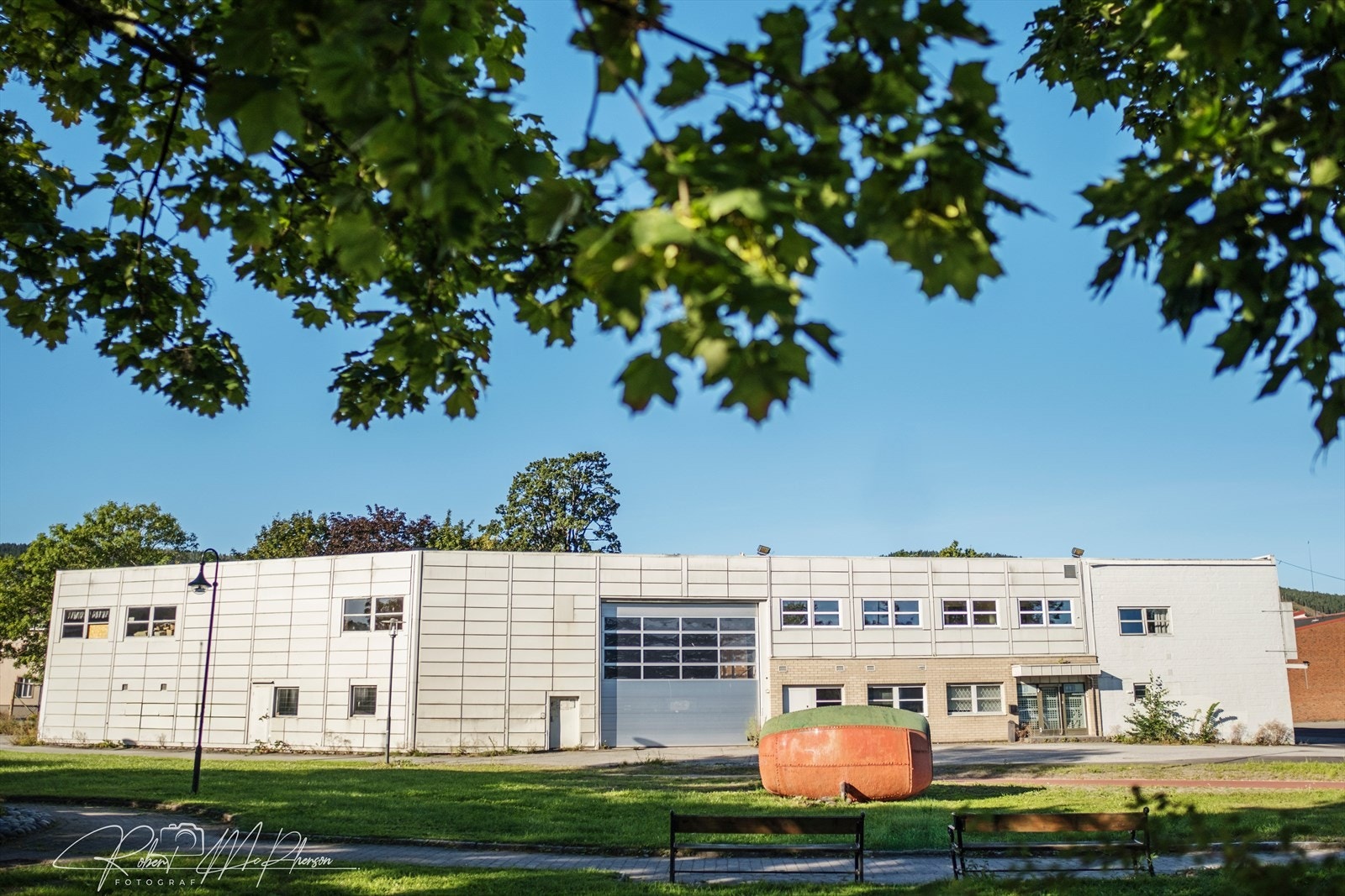 Fasade med inngang til venstre Galleribilde