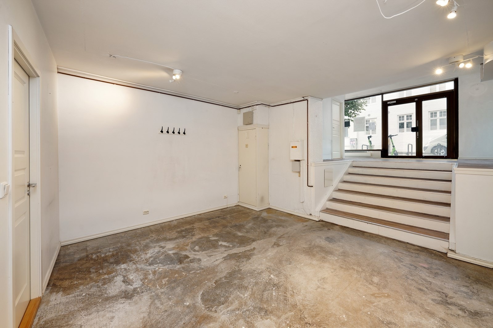 1 etasje - ledig butikkareal Galleribilde