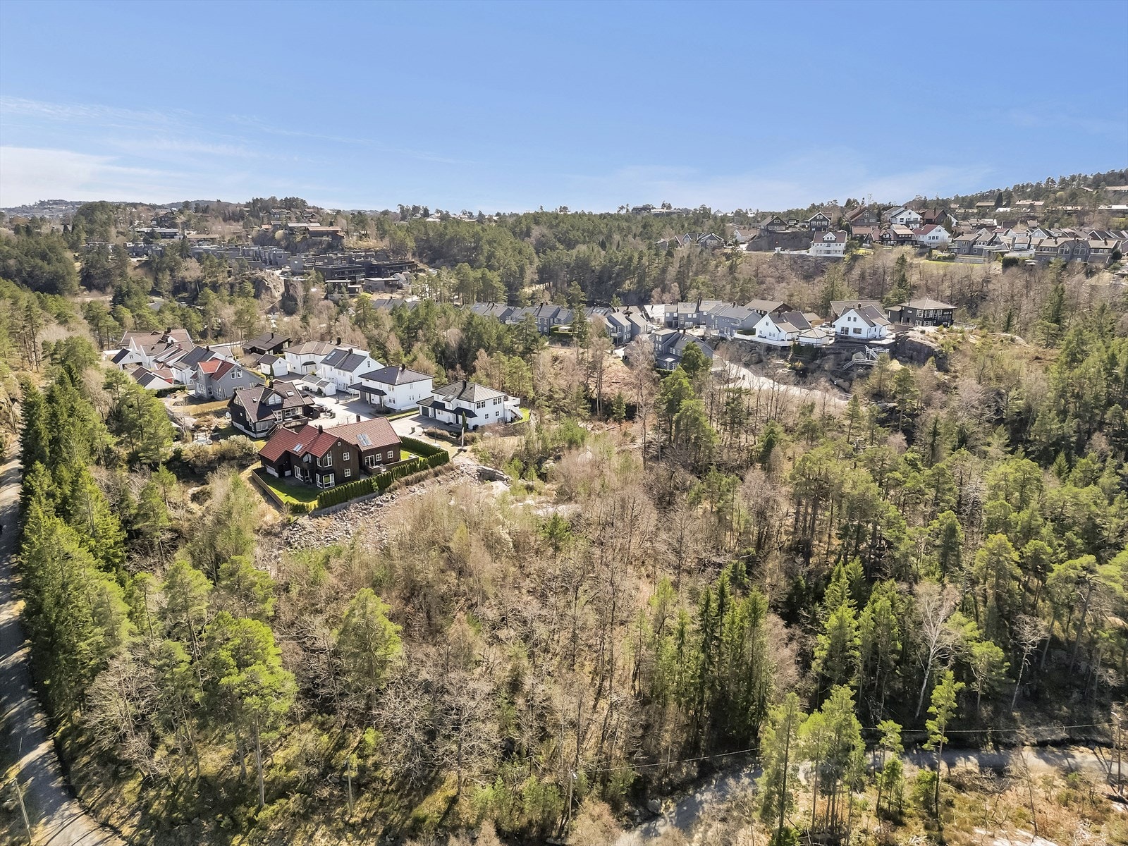 Eiendommen er idag regulert til et terrassebygg. Galleribilde