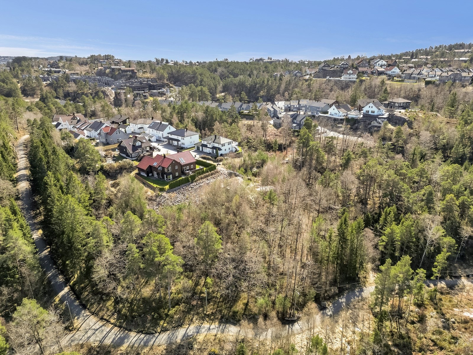 Sørmegleren næring har gleden av å presentere for salg et tomteområde for bolig. Galleribilde
