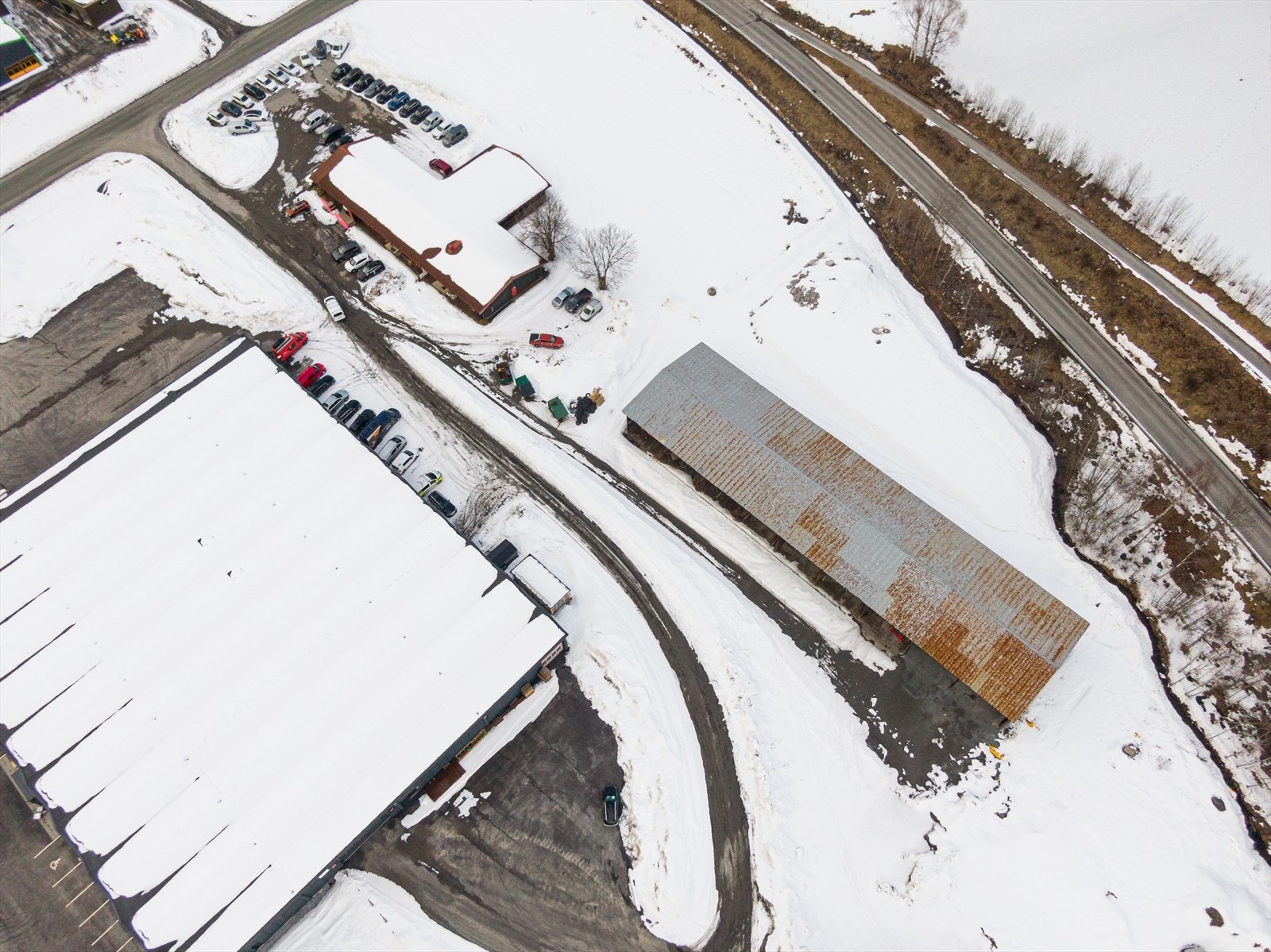 Oversiktsbilde av eiendom. Galleribilde