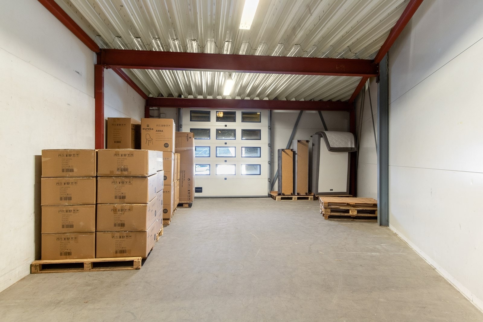 Kjøreporten som har utvendig rampe Galleribilde