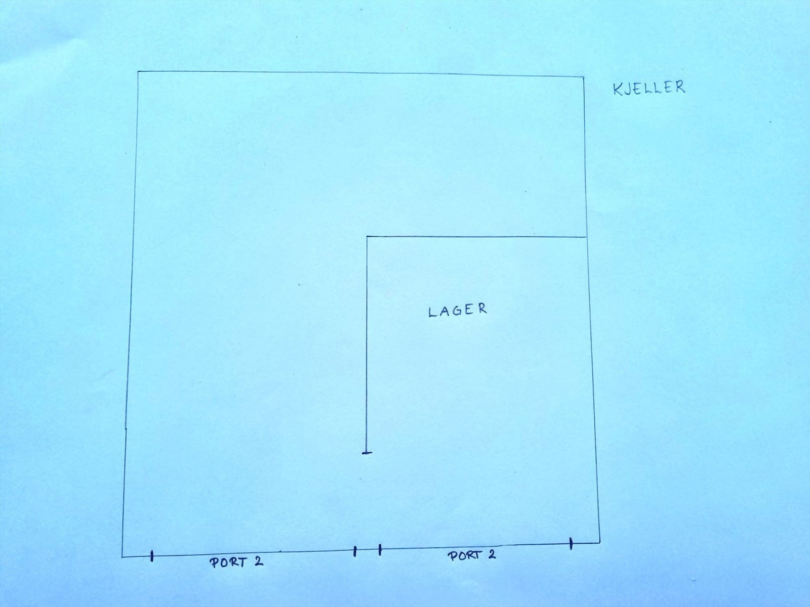 Terminalen 4 B lager. Galleribilde