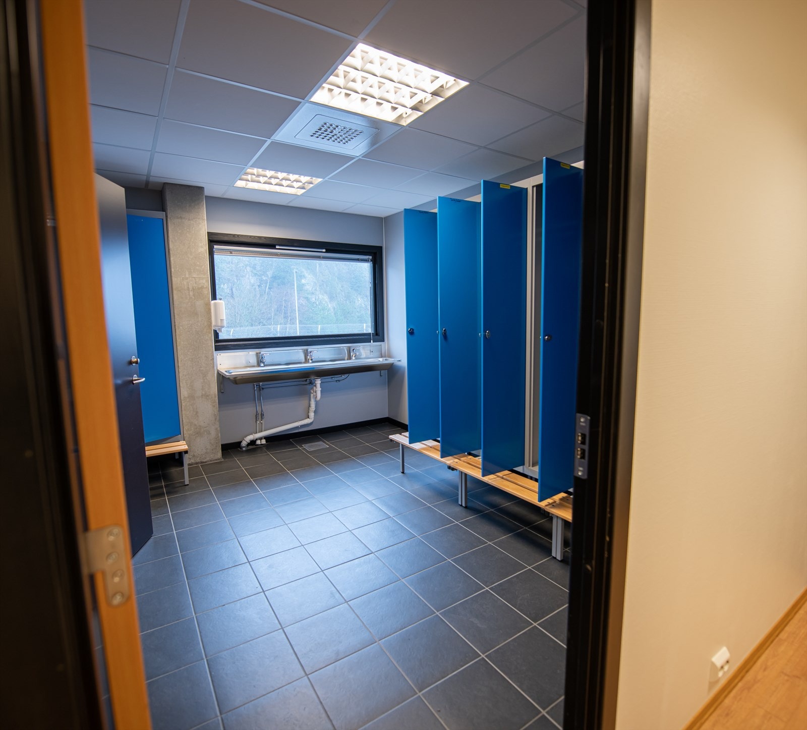 Garderobe Galleribilde