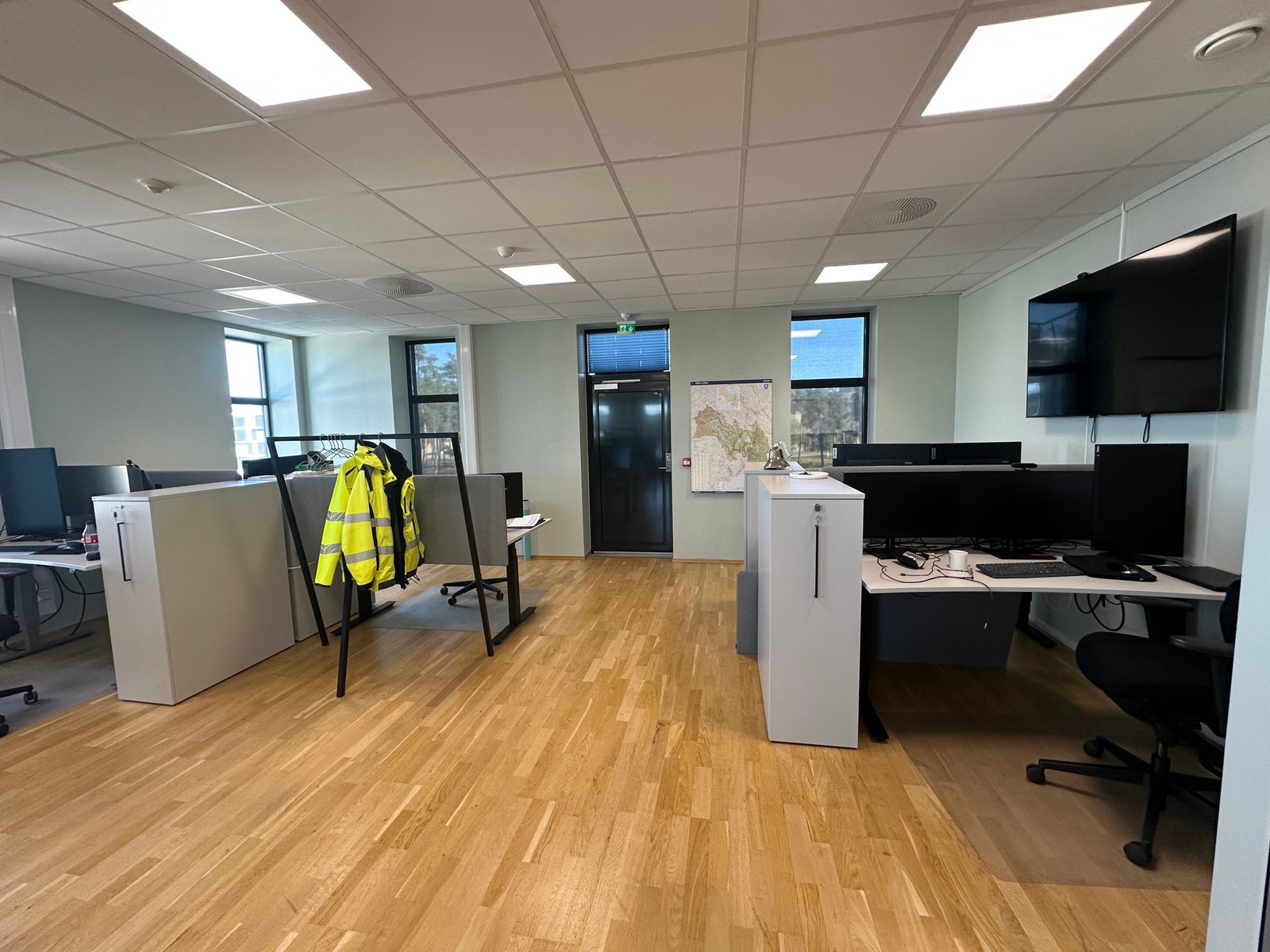 Stort kontorlandskap Galleribilde