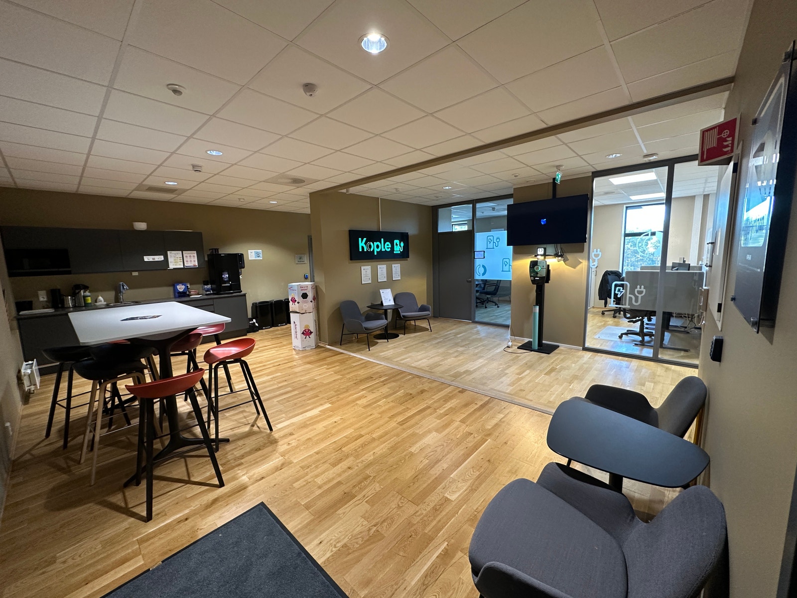 Fellesareal med kjøkken og WC Galleribilde