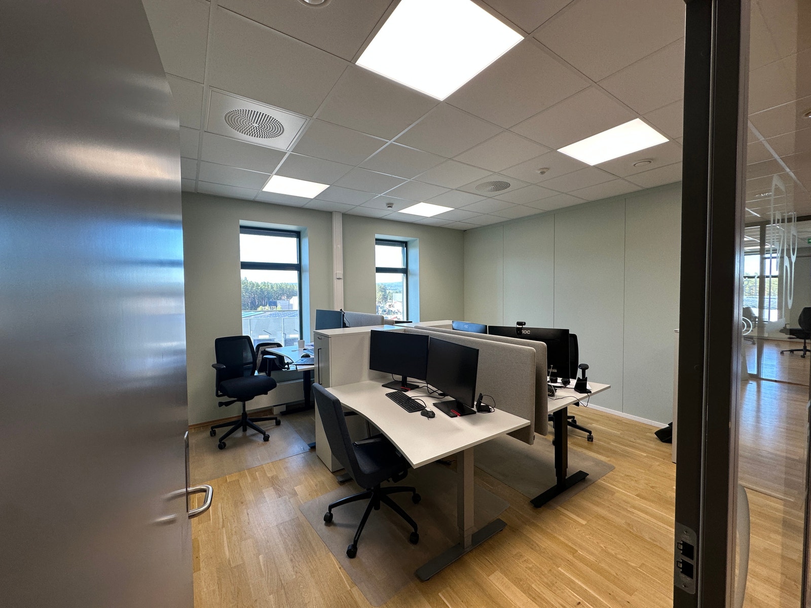 Lite kontorlandskap Galleribilde