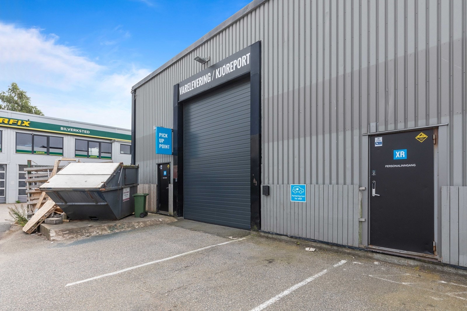 Stor port for varelevering Galleribilde