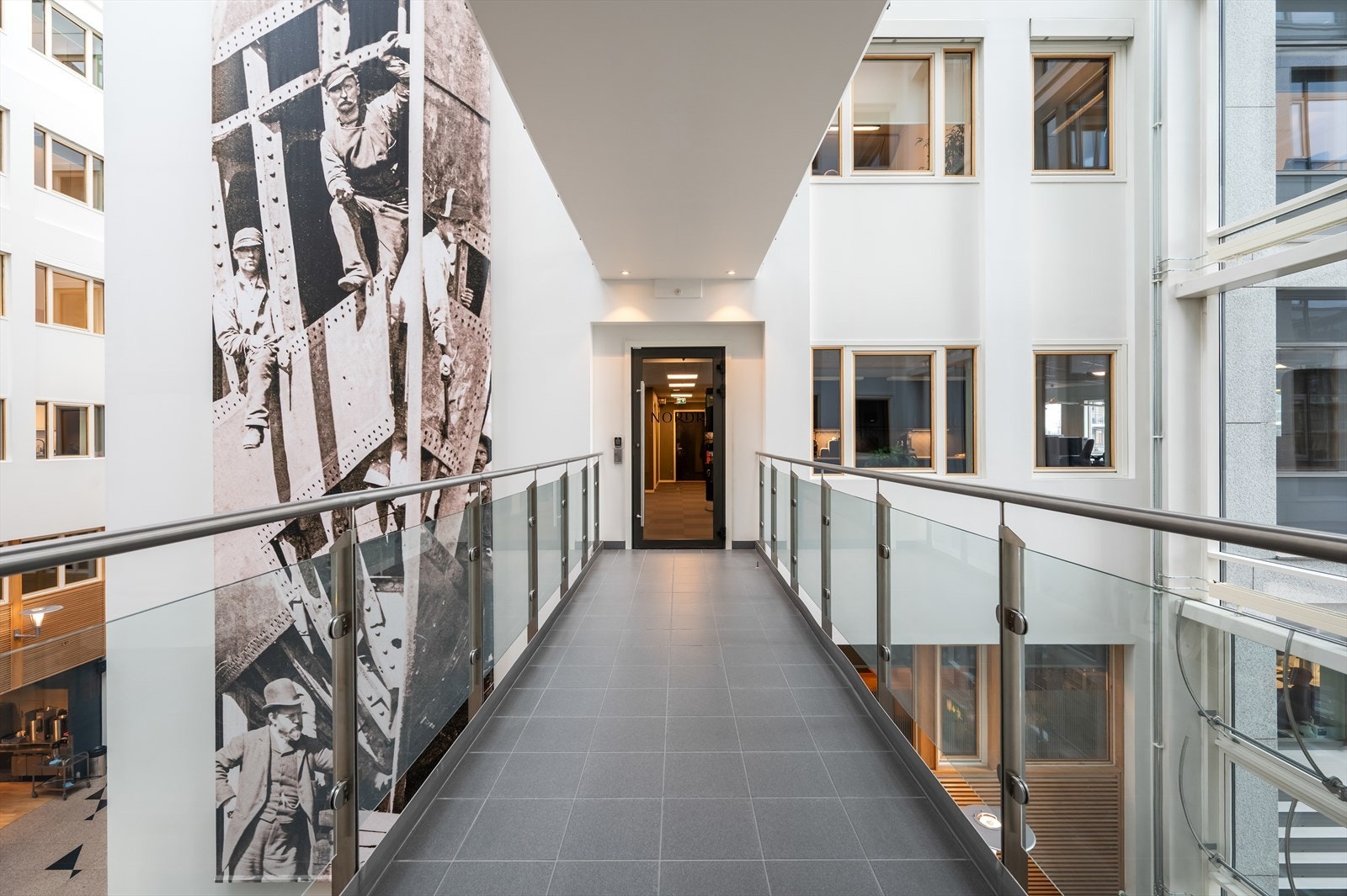 Adkomst til lokalet Galleribilde