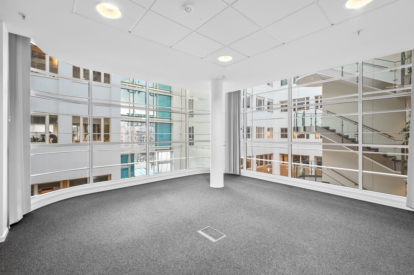 Møterom 2 ute Galleribilde