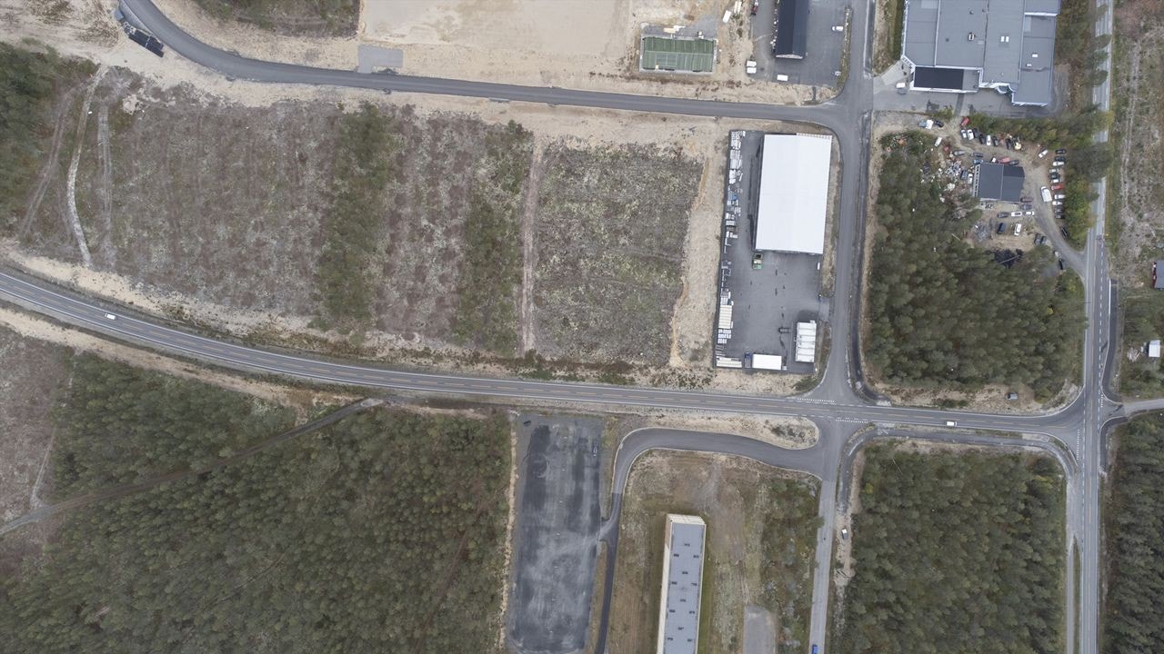 Enkle byggeklare tomter med byggegrunn bestående hovedsakelig av sand. Galleribilde