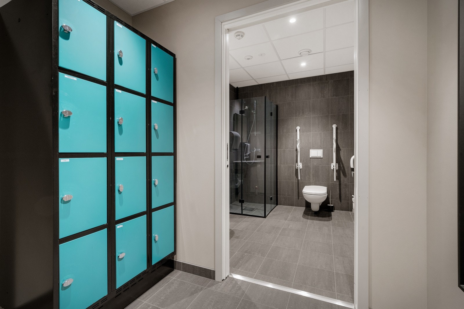 Bilde fra annen leietaker. Gode muligheter for nye leietakere til å påvirke valg av kvalitet og innredningsløsninger Galleribilde