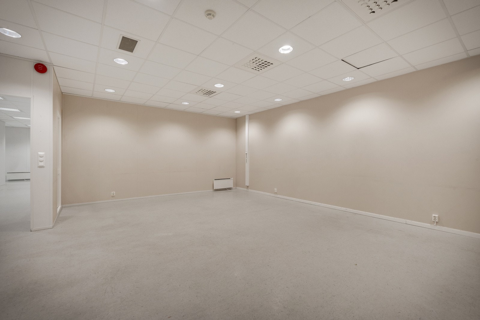 1. etasje: Ca. 240 kvm brutto (inkl. andel fellesareal) Galleribilde