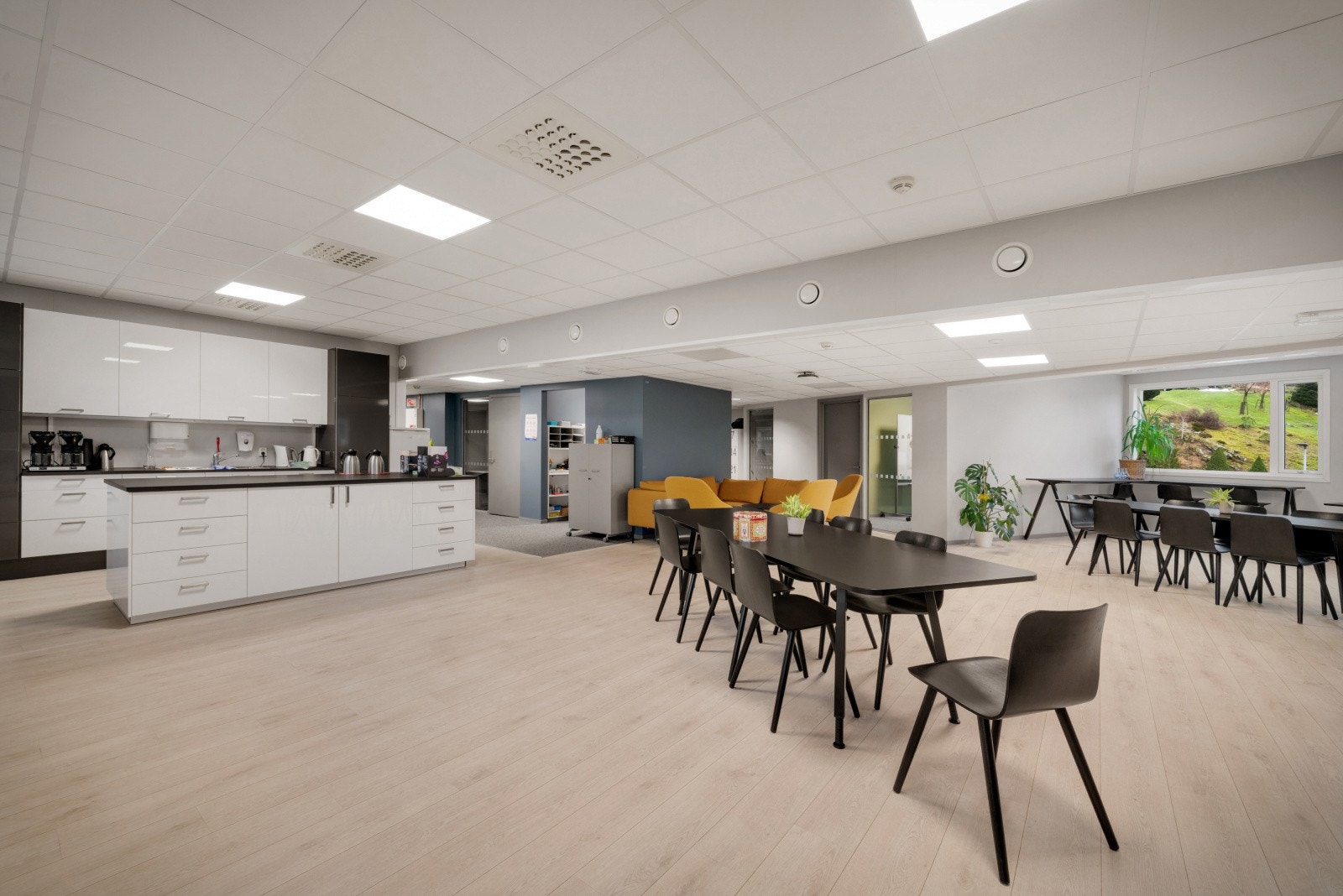 Bilde fra annen leietaker. Gode muligheter for nye leietakere til å påvirke valg av kvalitet og innredningsløsninger Galleribilde