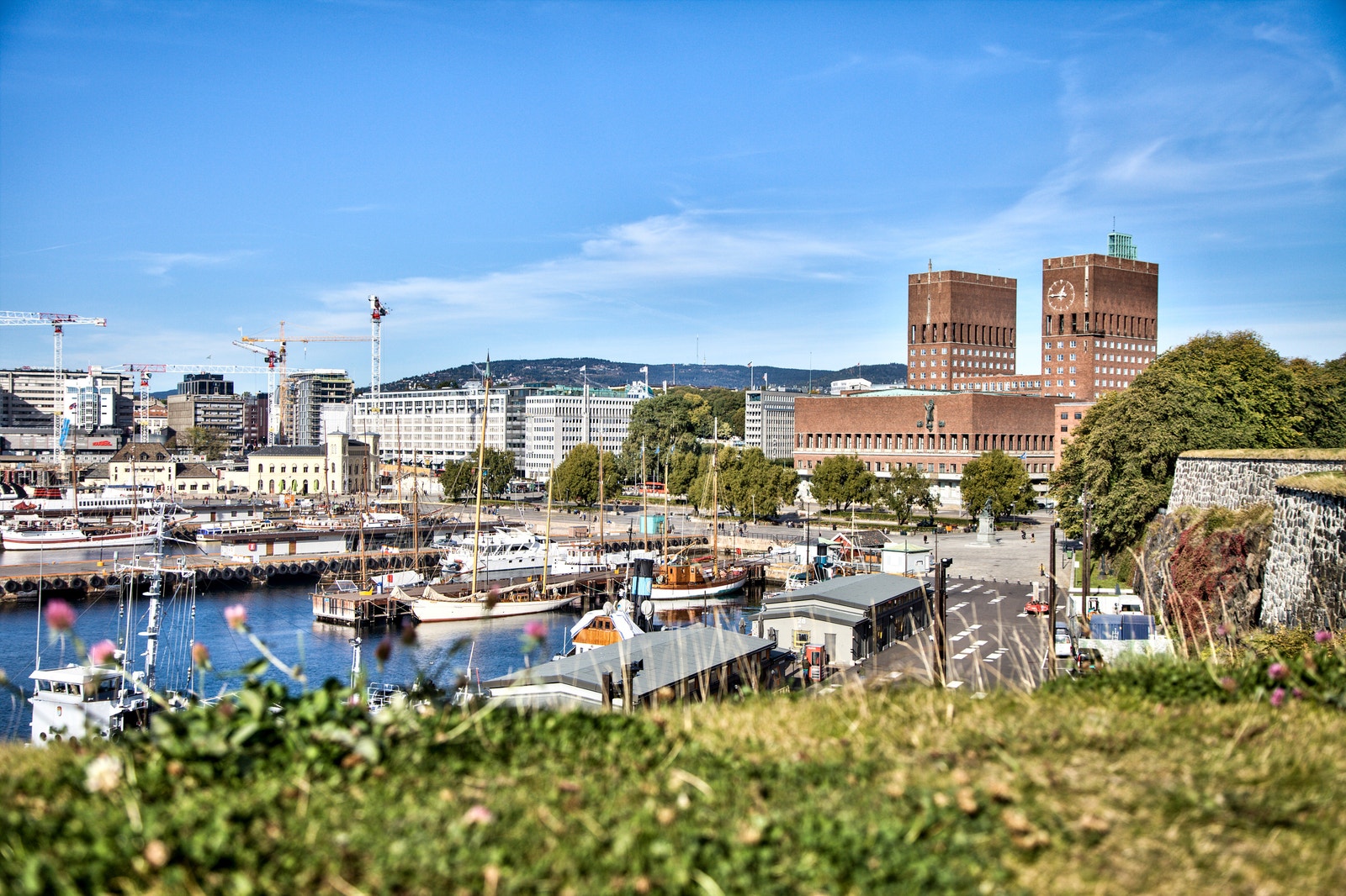 Rett ved Rådhuset! Galleribilde