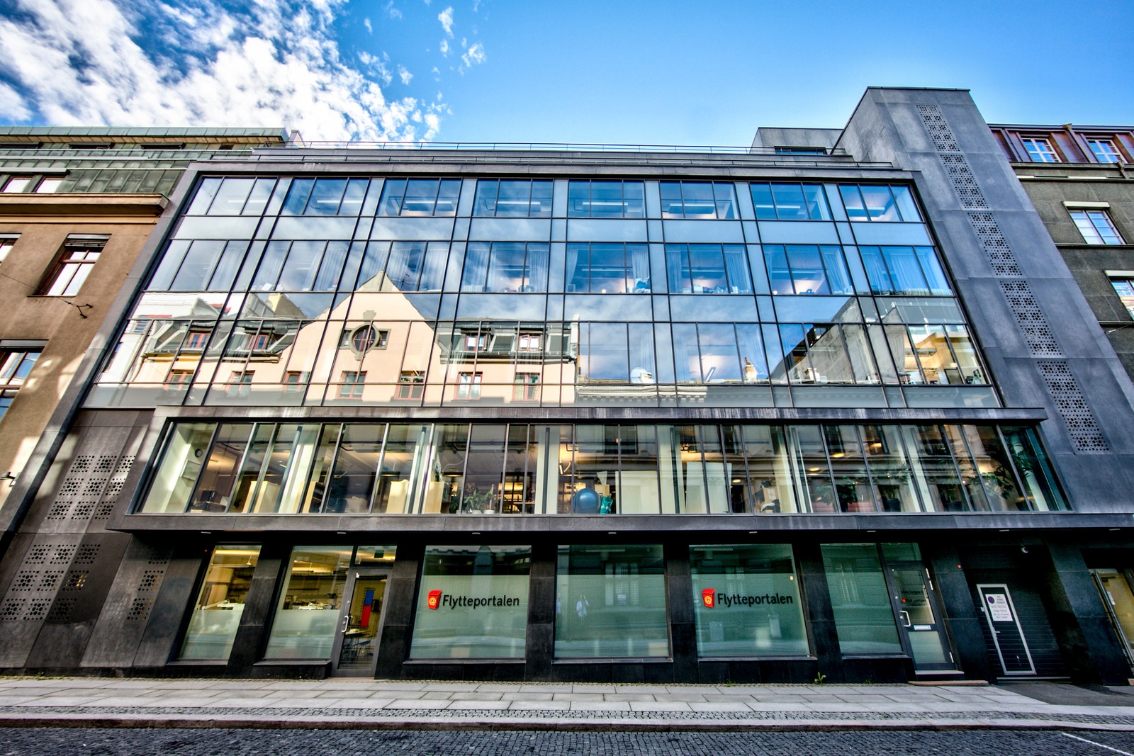 Øvre Vollgate 6 (evt inngang fra Nedre Vollgate 9). Galleribilde