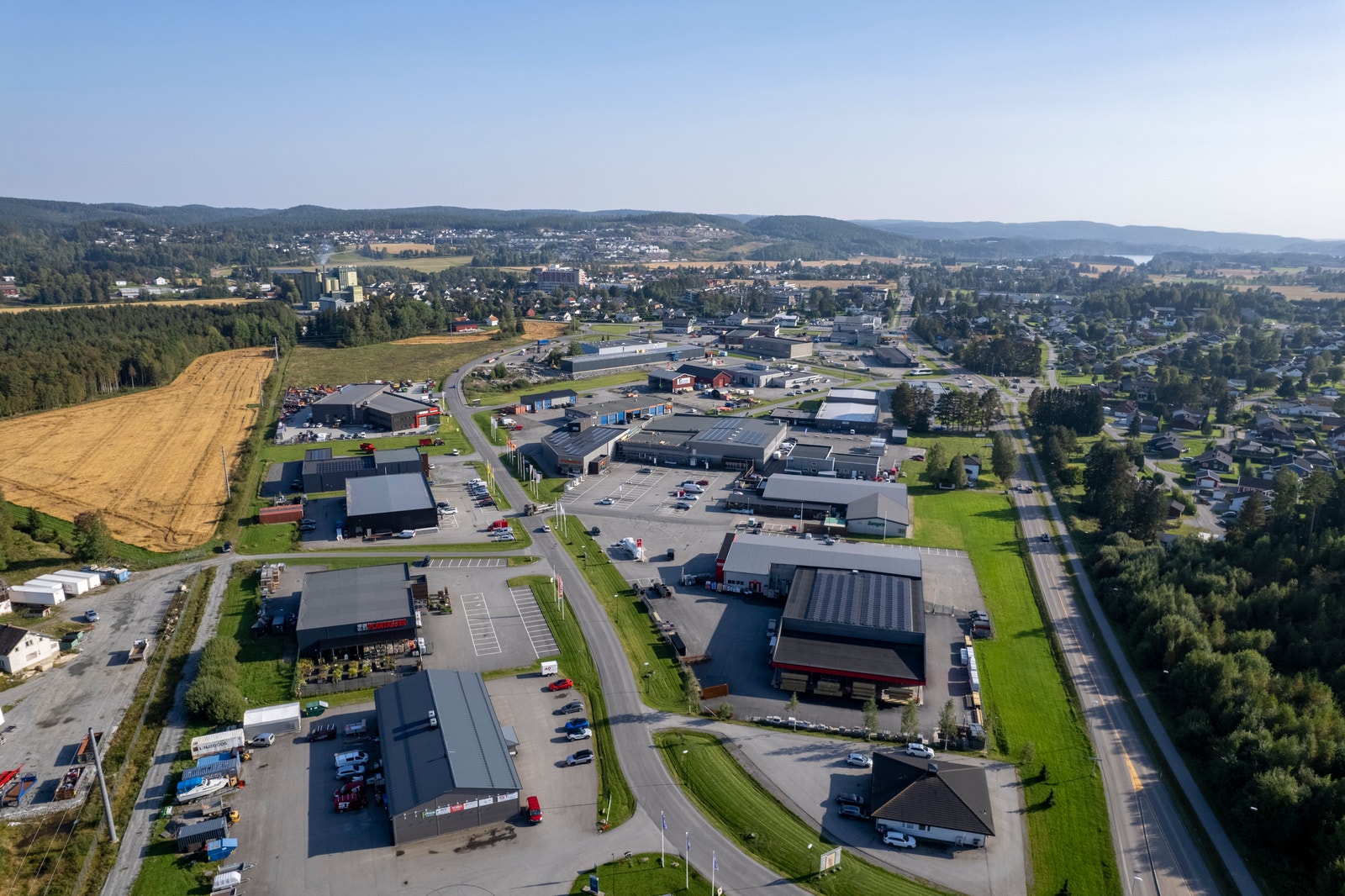 Handelsparken ligger fint ved hovedvei og lokalet kan tilpasses leietaker Galleribilde