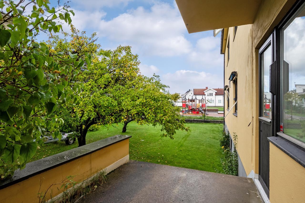 Utgang til hage og veranda Galleribilde