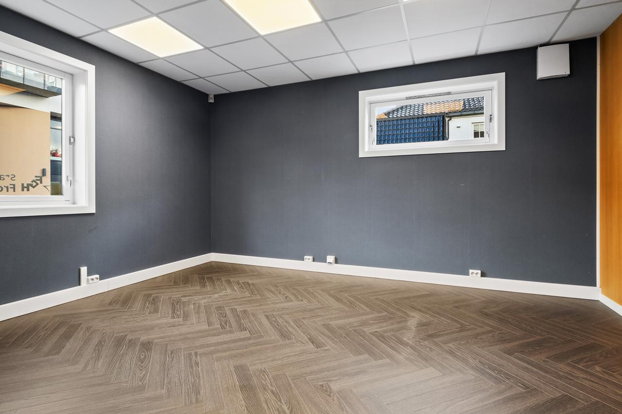 Ledige kontoralrealer for utleie/utvikling Galleribilde