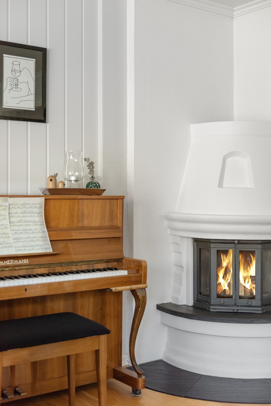 Lun og god atmosfære. Galleribilde