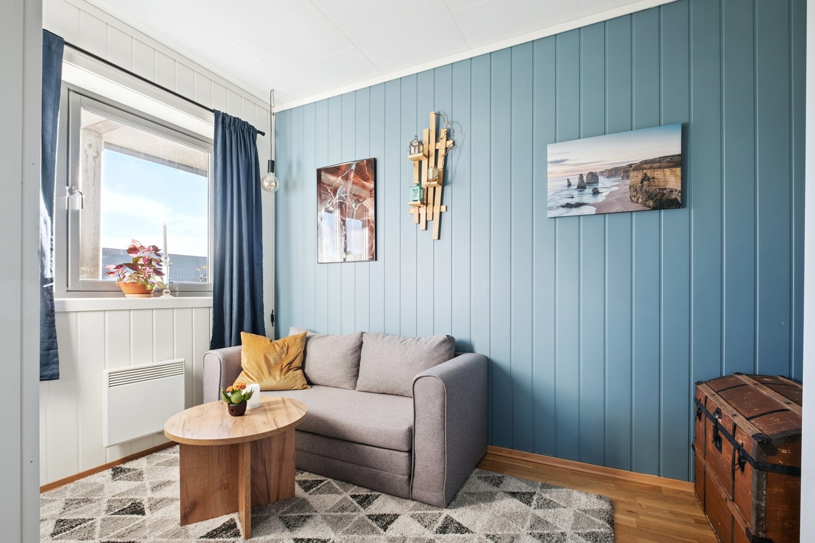 Det andre soverommet er på 8 m² og er brukt som gjesterom. Galleribilde