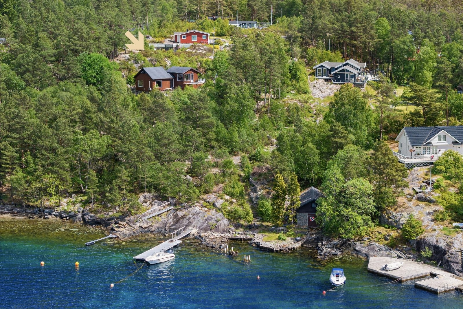 PrivatMegleren v/ Eiendomsmegler MNEF Erlend Haglund presenterer Hestvigstien 84 for salg. Galleribilde