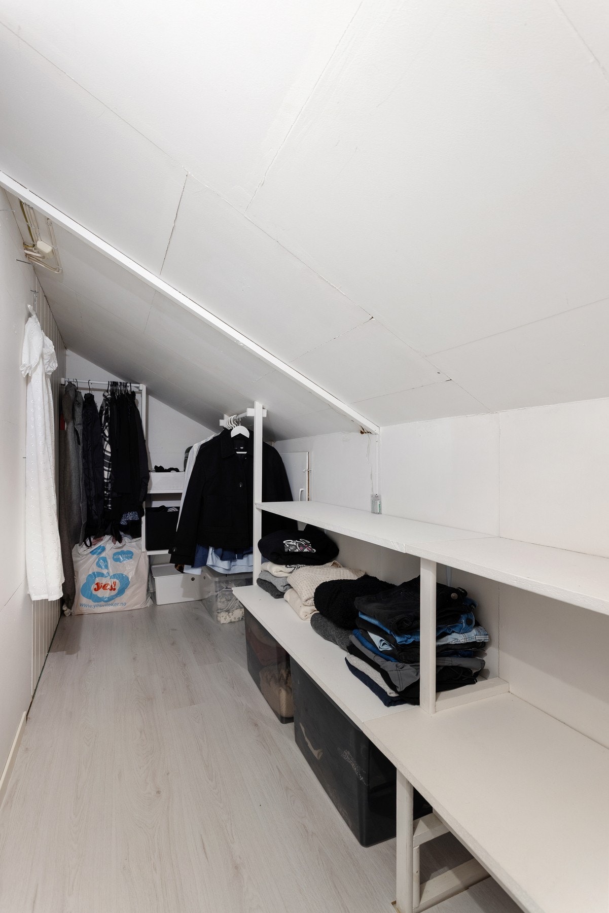 Klesrom tilknyttet somverom I Galleribilde