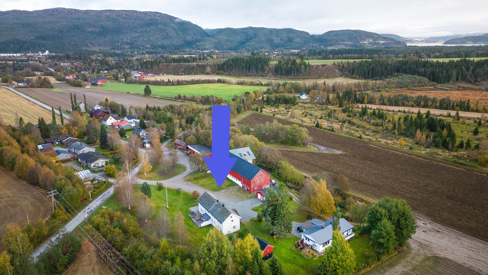 Det er ca. 4 km til Overhalla sentrum med skoler, idrettsanlegg, butikker og andre servicetilbud Galleribilde