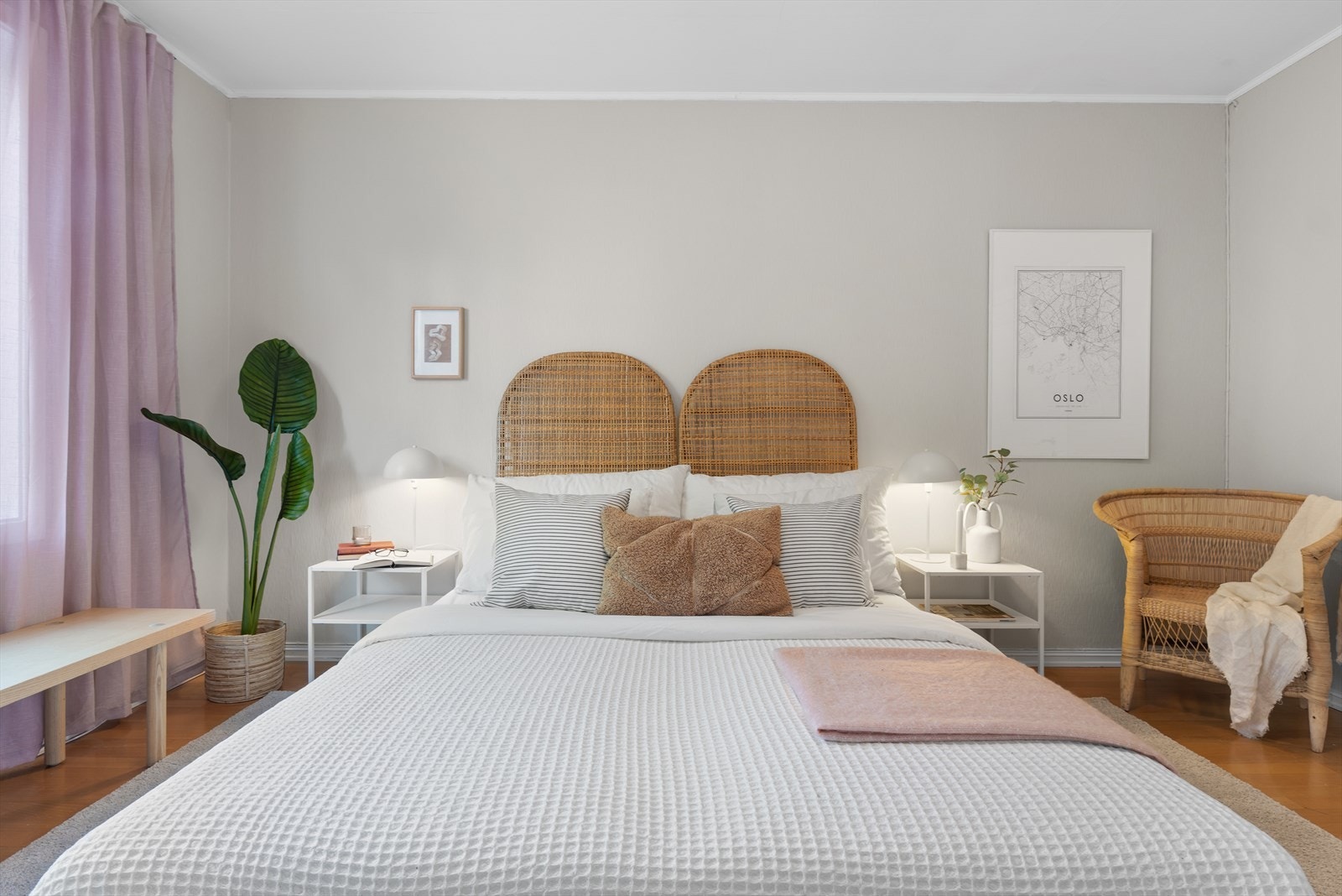 Skjermet beliggenhet gir fred og ro - tilnærmet ingen trafikkstøy. Galleribilde