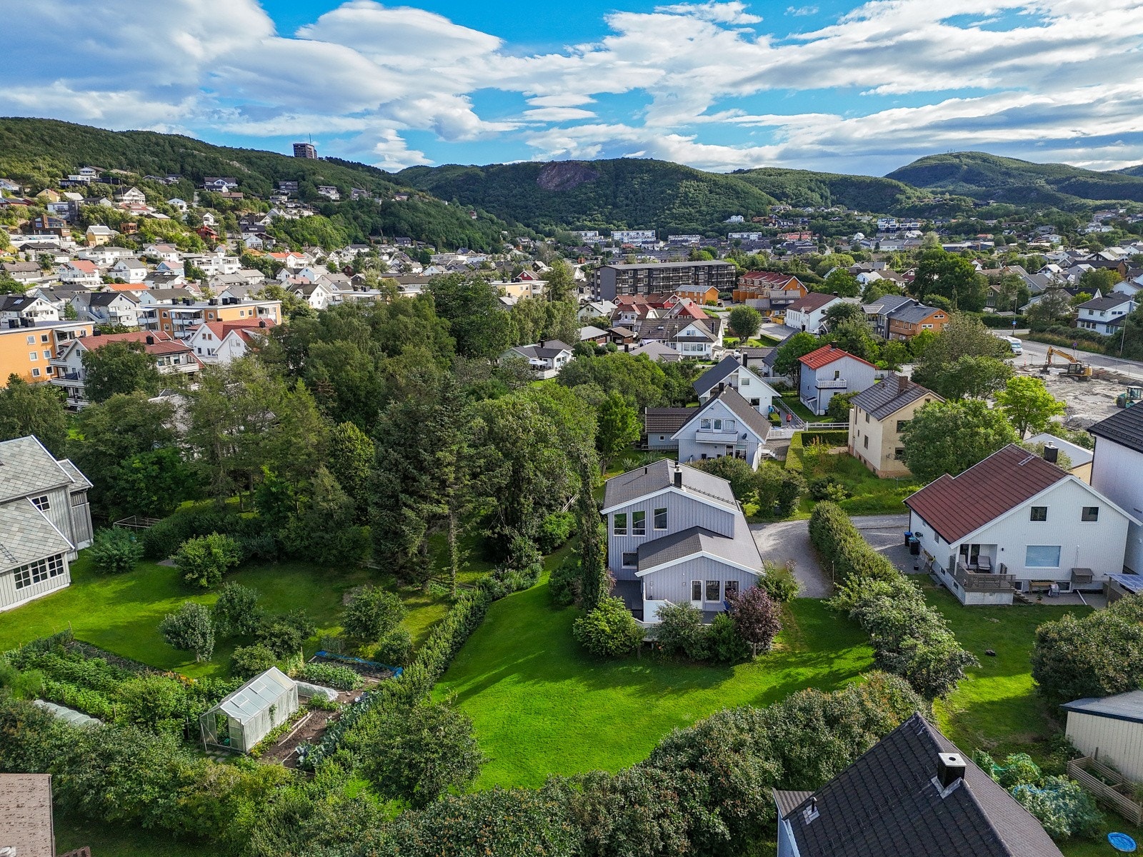 Det er heller ikke lange veien til Bodømarka med turstier, fjelltopper og lysløype Galleribilde