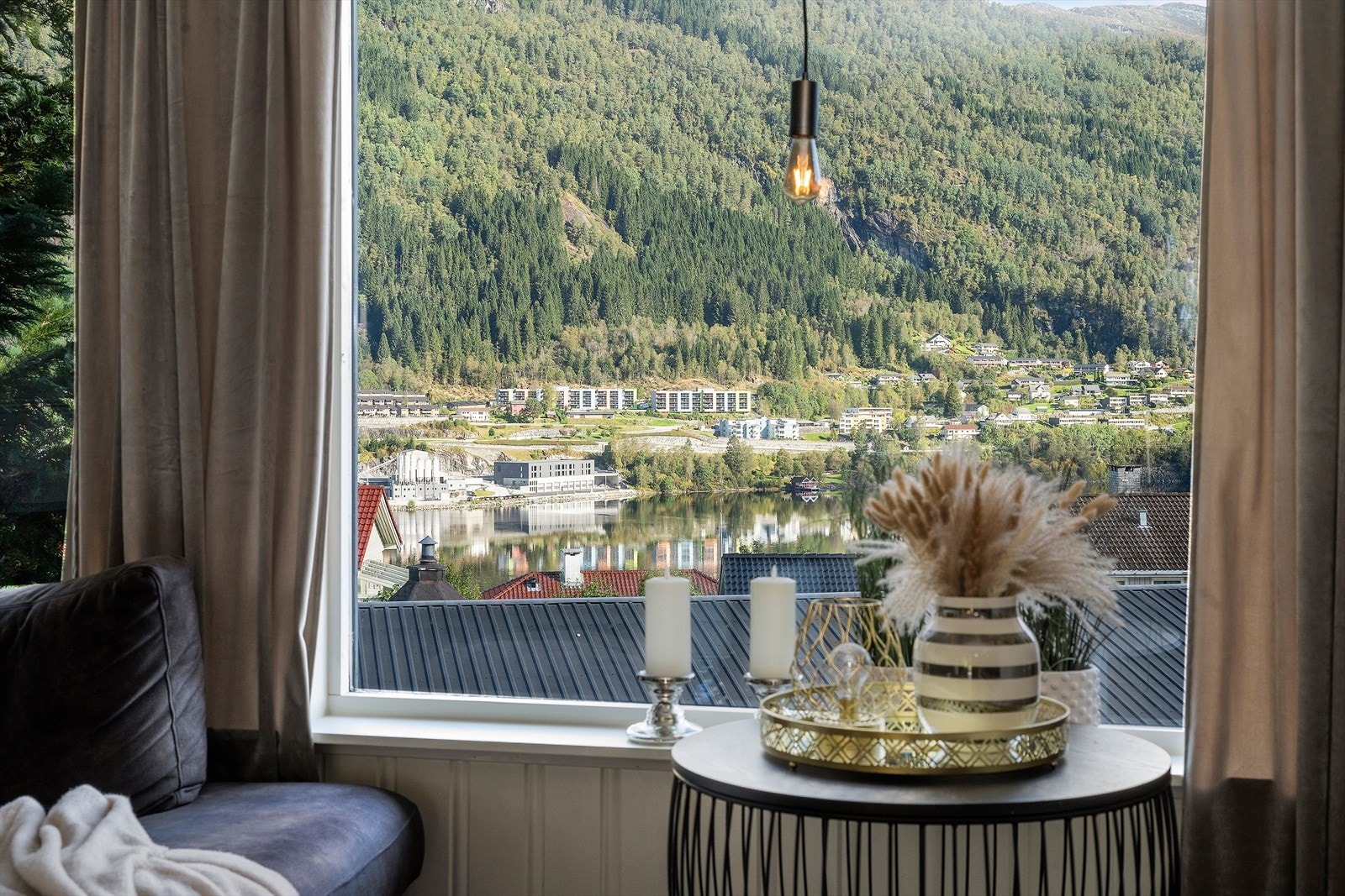 Husk å melde deg på visning! Galleribilde