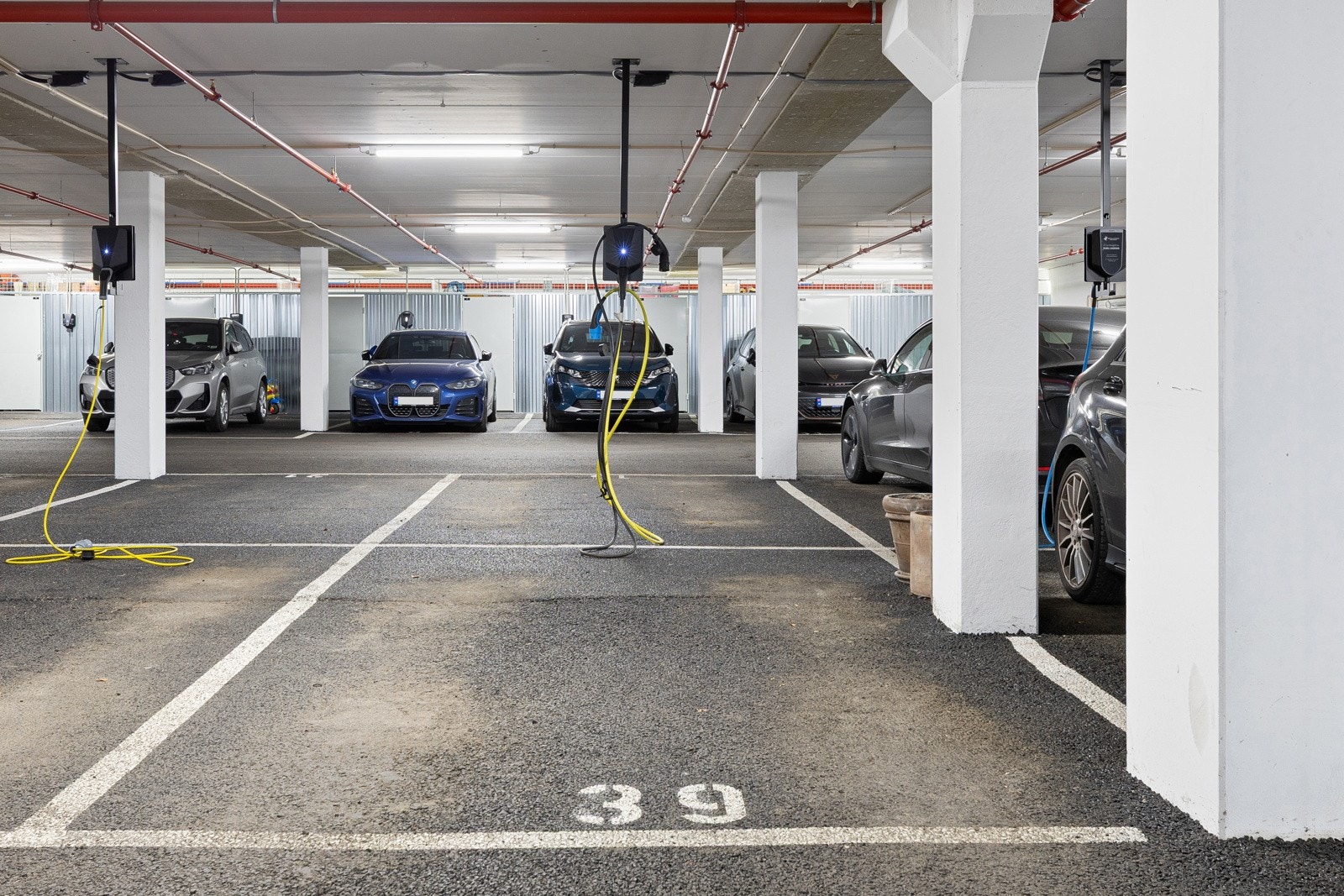 Garasjeplass nr. 39 Galleribilde