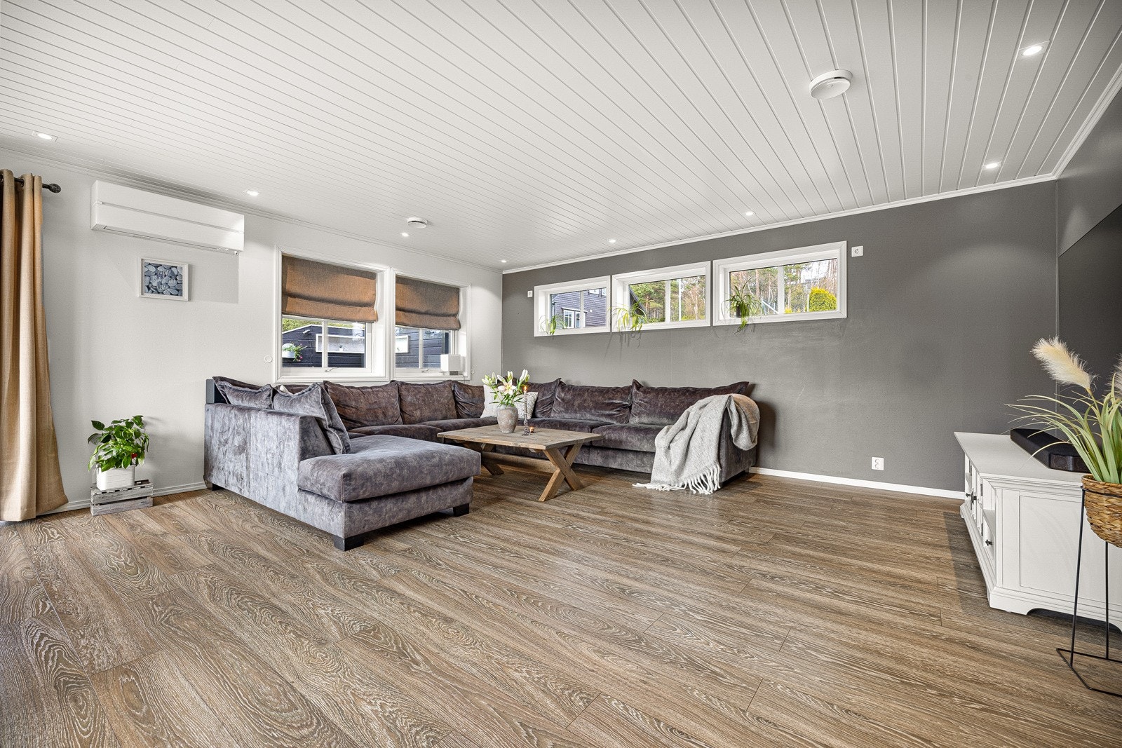 Diverse bryterstyrt stikkontakter i huset Galleribilde