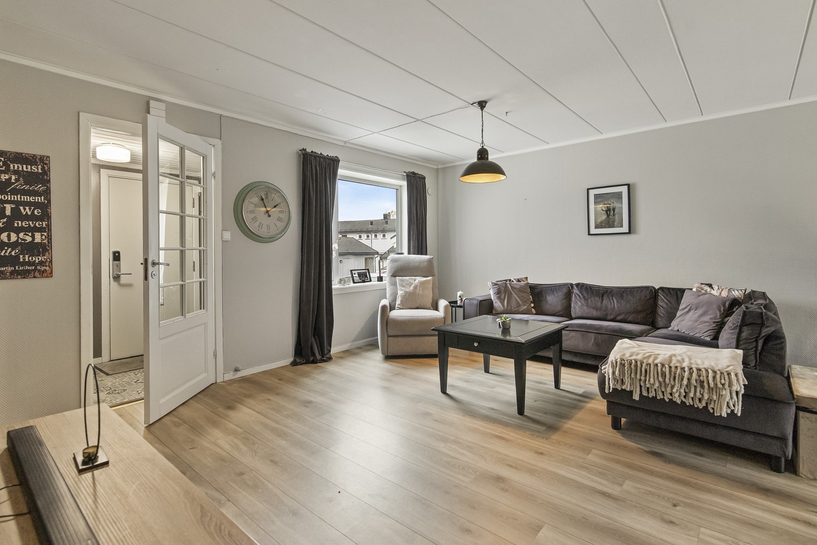 Lys og hyggelig stue Galleribilde