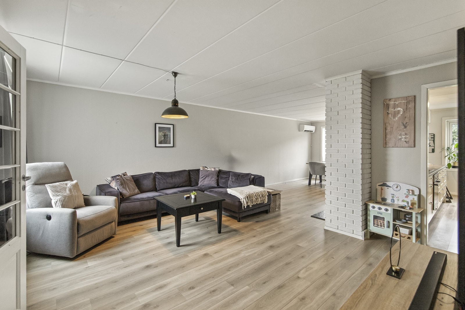 Store og åpne flater gir mye spillerom for møblering Galleribilde